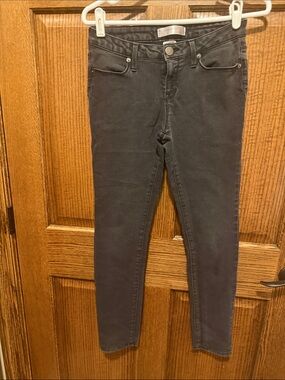 No Boundaries Charcoal Grey Skinny Jeans - Button Front Size 9 28/28